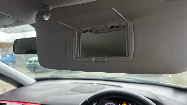 Vauxhall Corsa 1.4 [75] Sport 3dr [AC] Petrol Hatchback